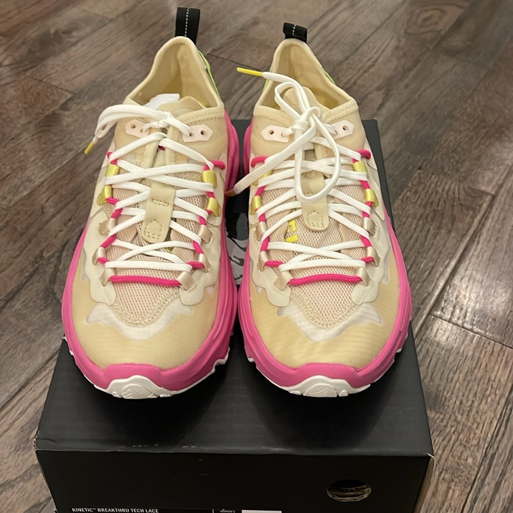 SOREL Kinetic Breakthru Tech Lace Sneakers Bleached Ceramic, Fushia Fizz New - Picture 2 of 7